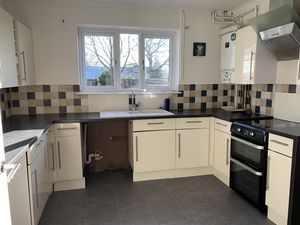 Kitchen- click for photo gallery